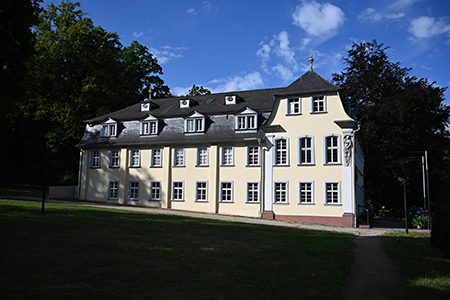 Petit Château