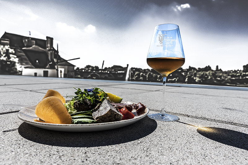 Salat, Wein, Dordogne, Quay Cyrano, Bergerac | © Bert Schwarz 2022