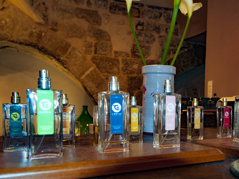 Essences production de parfum | © Bert Schwarz 2019