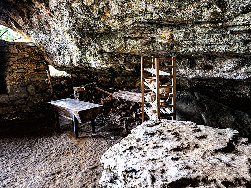 Espaces de vie dans le rocher | © Bert Schwarz 2021