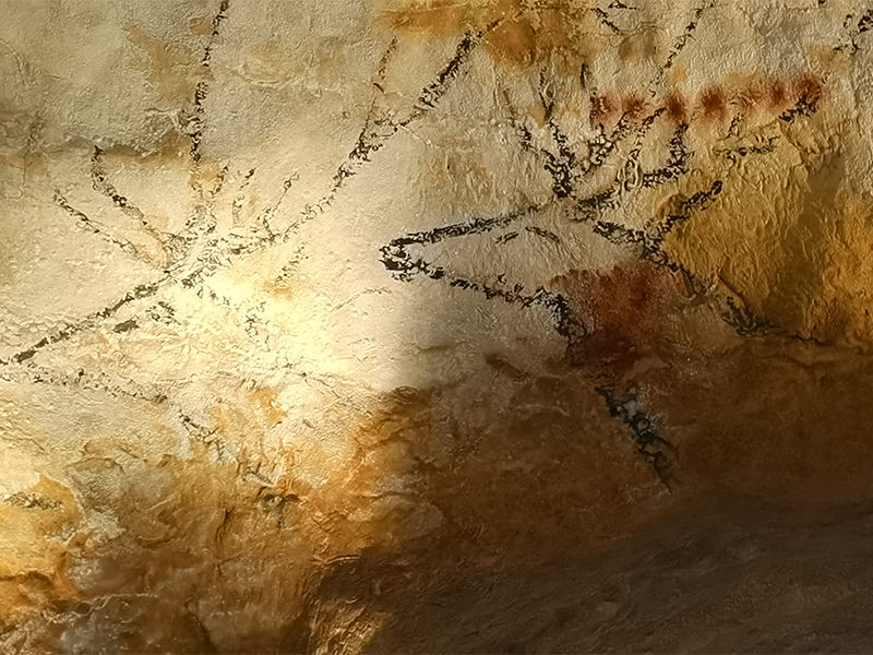 Peinture rupestre de cerf Lascaux | © Bert Schwarz 2020