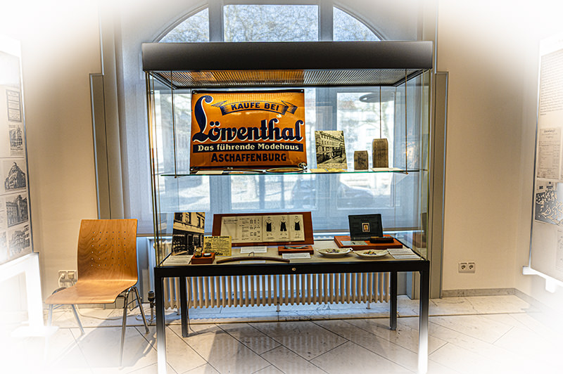 Souvenirs de la ville | © Bert Schwarz 2025