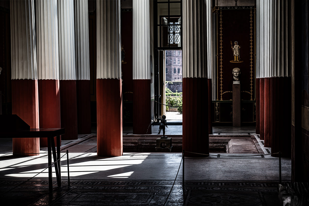 Colonnade dans le Pompéjanum | © Bert Schwarz 2025