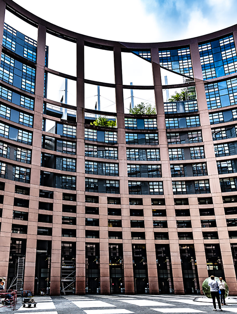 Cour intérieure du Parlement européen | © Bert Schwarz 2026