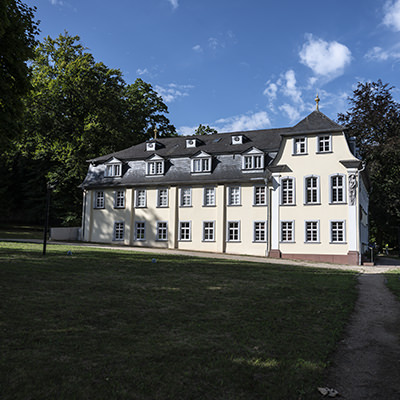 Vue sur le petit château | © Bert Schwarz 2025
