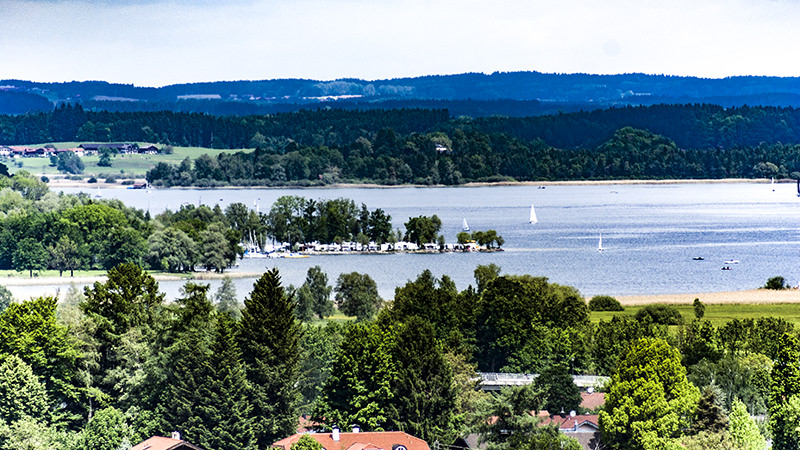 Wald, Wiesen, See, Wohnwagen, Campingplatz | © Bert Schwarz 2017