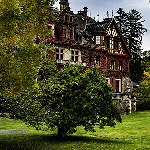 Burg, Burghof, Nebengebaeude | © Bert Schwarz 2024